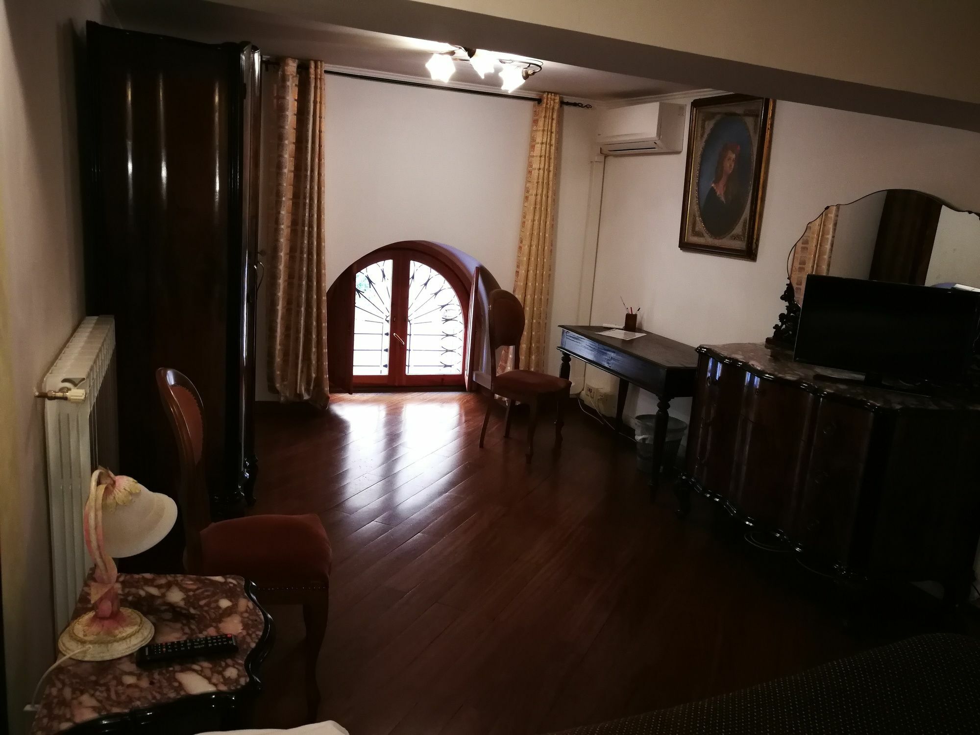 Antiche Melodie ซาแลร์โน ภายนอก รูปภาพ